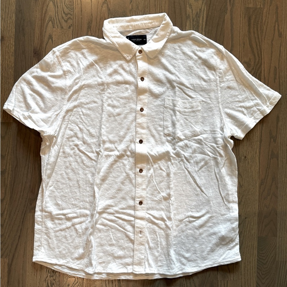 Men’s Lucky Brand XXL polo. Great condition.